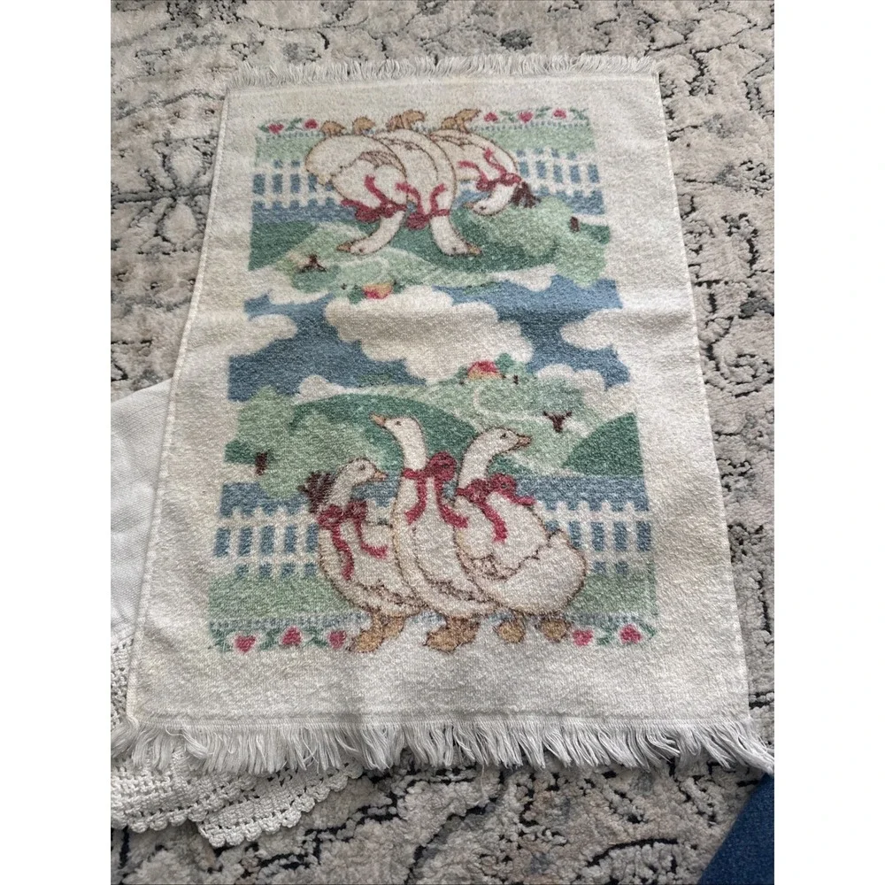 Vintage Country Goose Kitchen Magic Cover 90 X 16 Magnet Ruler Linens Cultlery